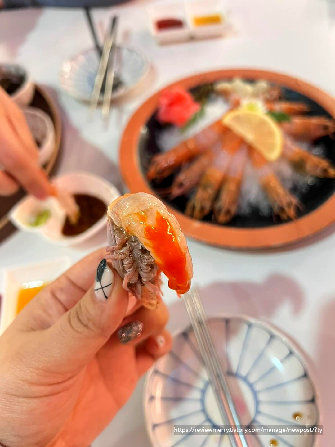 딱새우회 확대사진