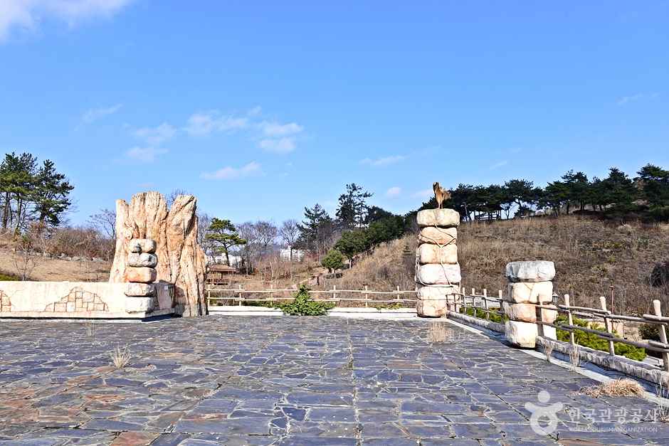 황금박쥐생태전시관