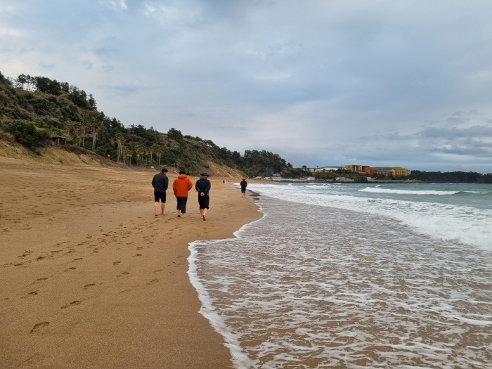 해수욕장-맨발걷기