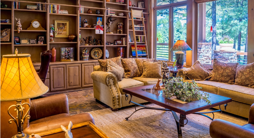 주거복지의 의미를 담기 위한 따뜻한 분위기의 거실 사진