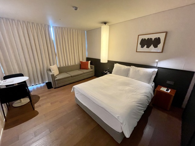 신라스테이-해운대-프리미어-디럭스더블-오션뷰-방모습