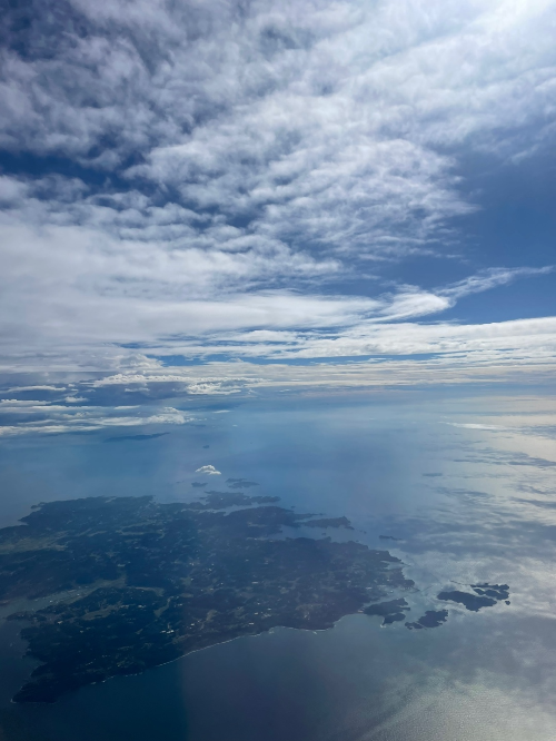 사가공항 도착전 하늘 전경