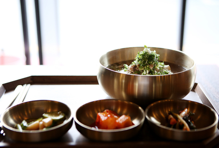 제209회 놀라운토요일 놀토 경주 성동시장 다섯가지 한약재 한방 맑은 돼지국밥 돈곰탕 하석진 옥택연 추천 맛집 소개