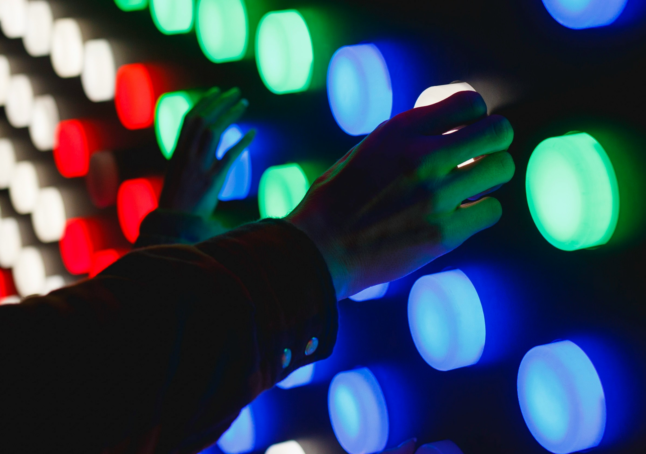 KT스카이라이프의 인터랙티브 시청, 세컨드 스크린, 인터랙티브 광고의 적용