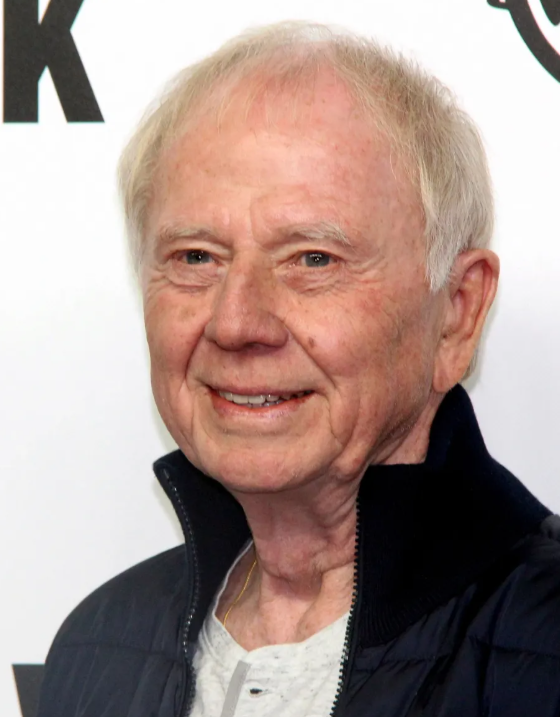 볼프강 페테르젠감독 사진