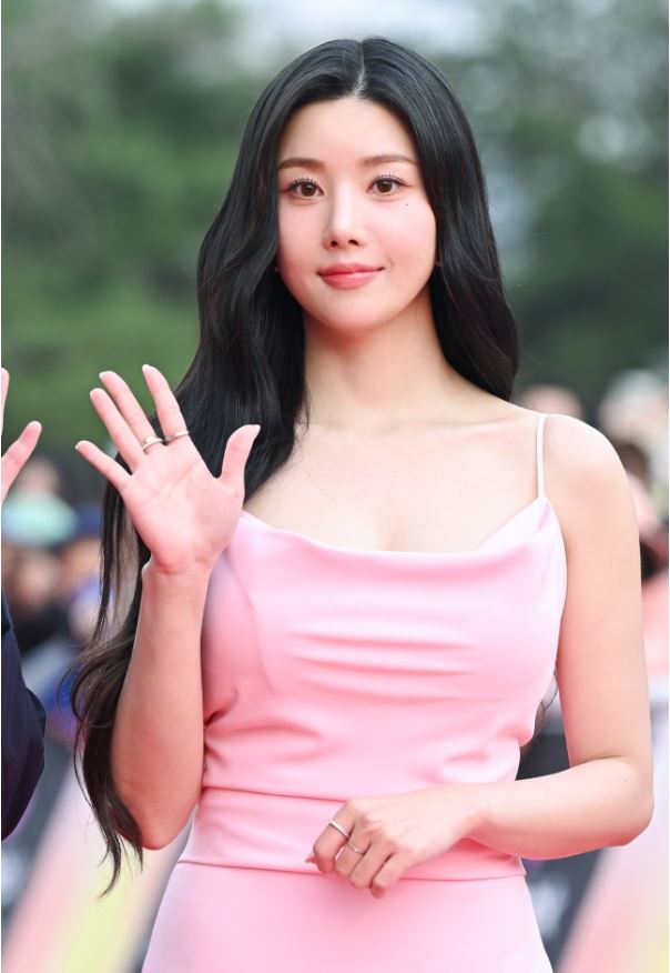 권은비 나이