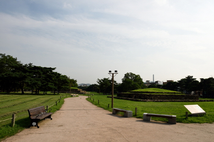 서울 석촌동 고분군 전경
