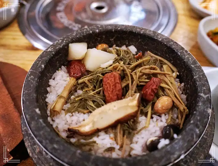 생생정보 삼나물 돌솥밥 아구해물전골 맛집