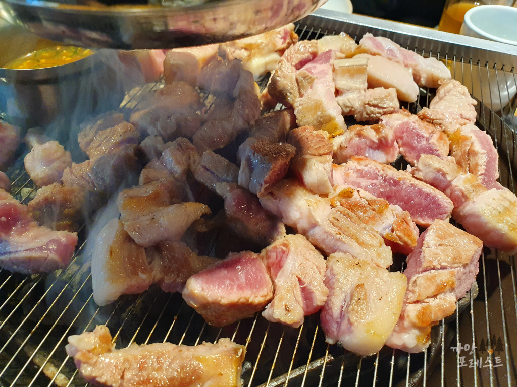 백리원 돼지 구이