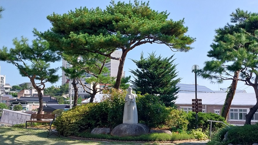 양양성당 성모동산 성모자상 사진