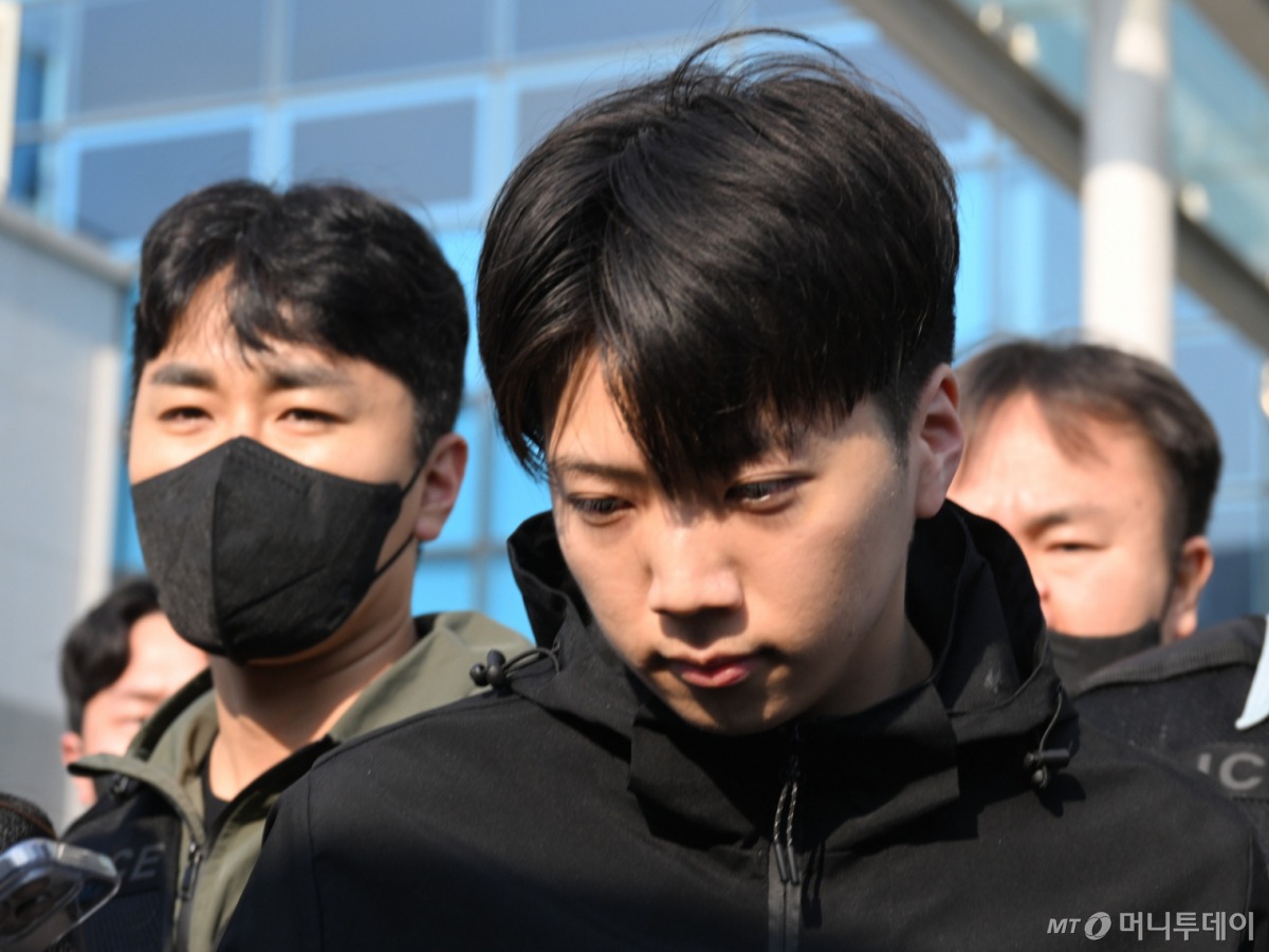 장윤기 여고생 살해