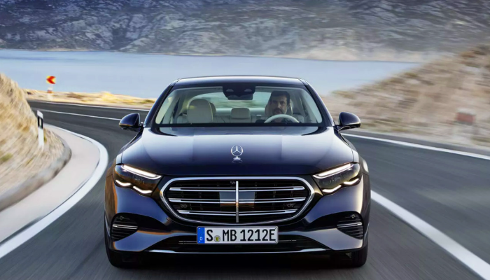 벤츠 E클래스 플러그인 하이브리드 가격 제원 연비 2025