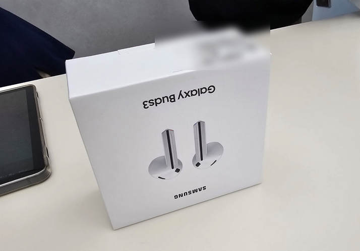 갤럭시버즈3 화이트 픽업