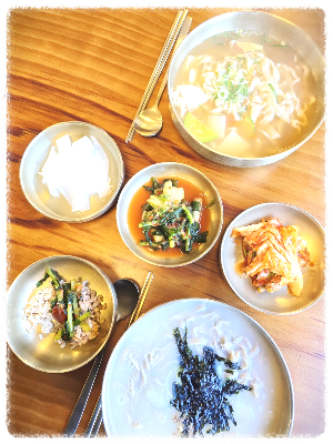 까막골동치미막국수