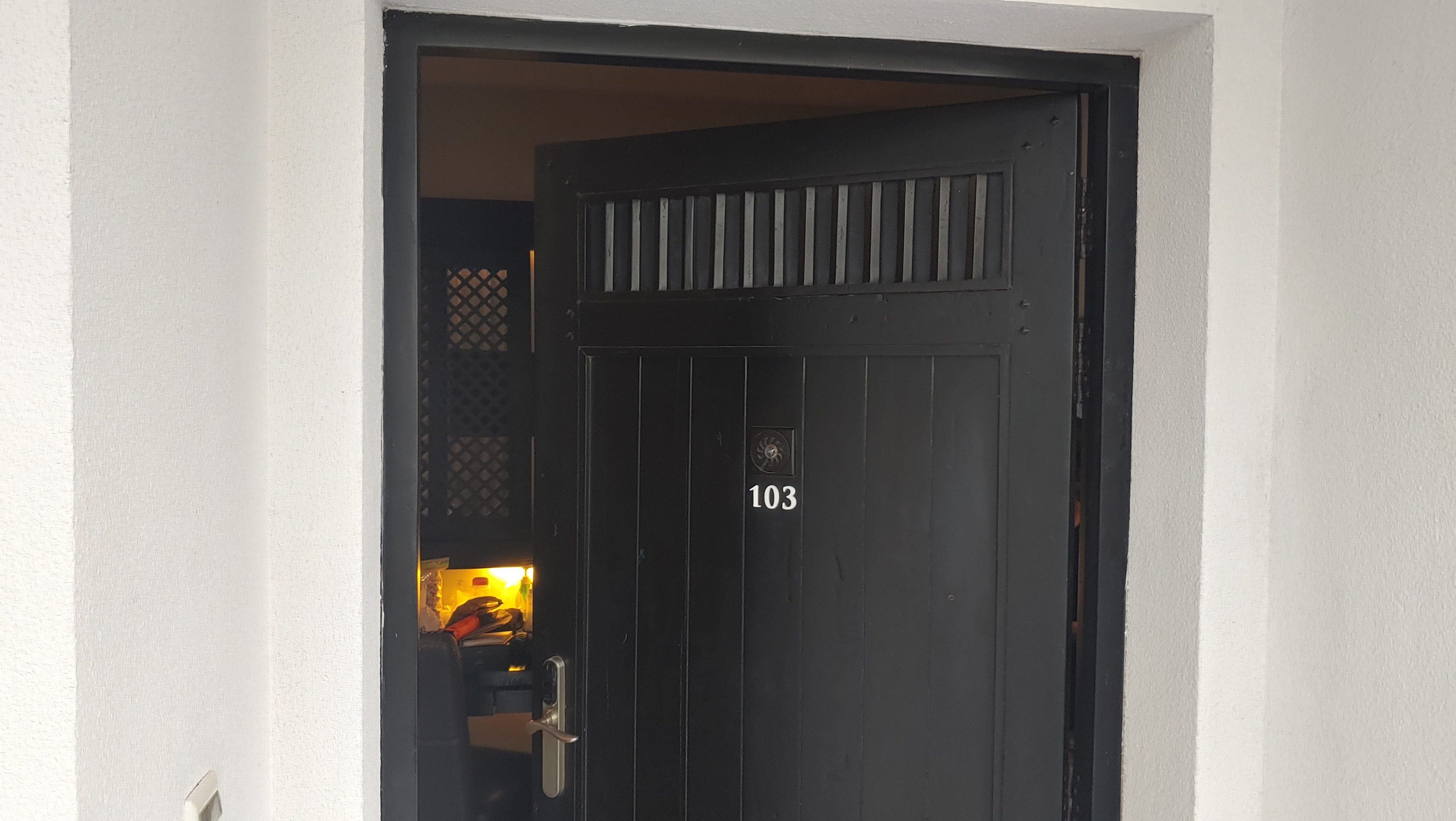 아난타라 무이네 리조트의 객실 출입문