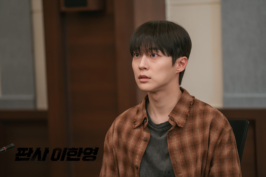 판사 이한영 4.3% 시청률로 출발 1~2회 내용