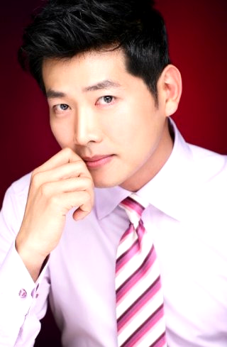 김용필 아나운서 프로필 &amp;#124; 트로트 가수 나이 결혼 학력 고향