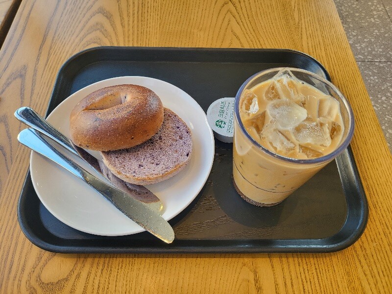 바닐라 크림 콜드브루 스타벅스 탕종 베이글