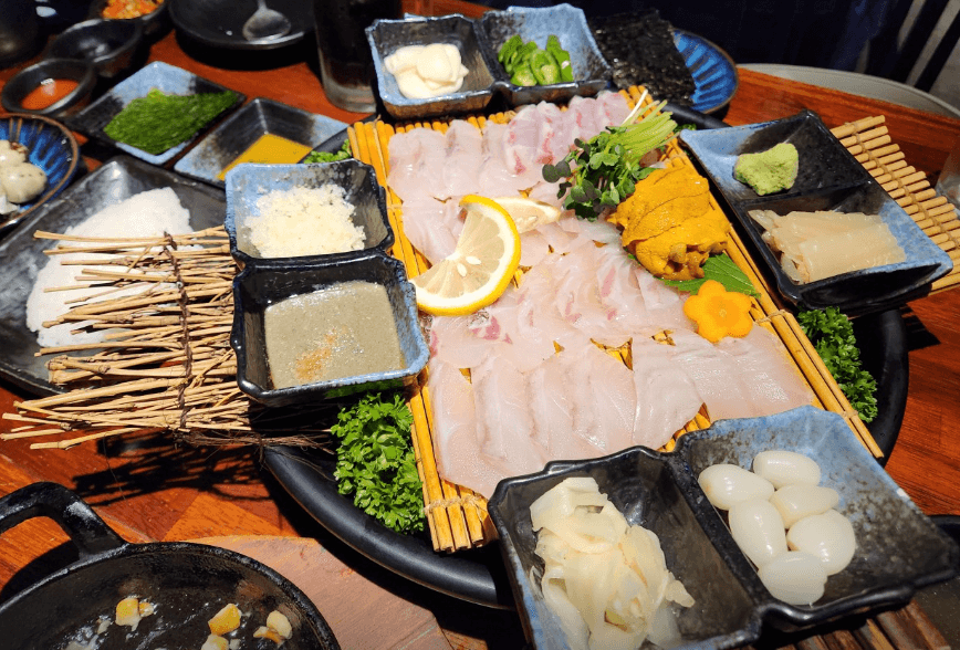 토밥즈 토요일은 밥이 좋아 회 딱새우 강남