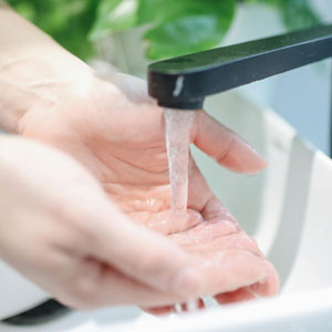 대상포진 초기증상 대처법으로 손씻기 등 위생 관리