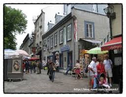  뤼 트레조르 예술 거리 &amp;#44; 성벽 따라 걷기 + 시타델 요새 사진