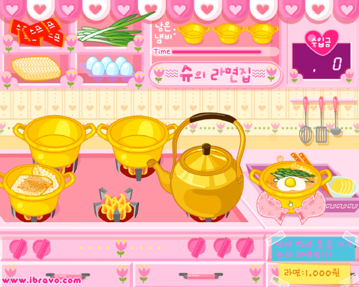 슈의-라면집-플래시게임-플레이-완성된-라면을-쟁반으로-옮기는-화면