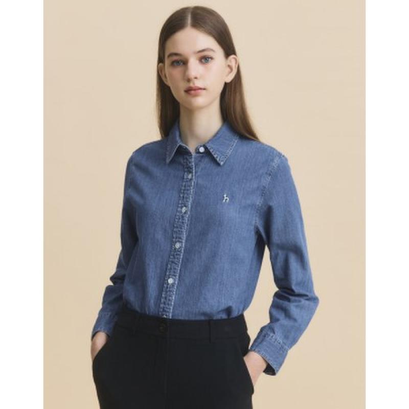 헤지스레이디스 23FW 워싱 면 데님셔츠 HSSH3D803B2