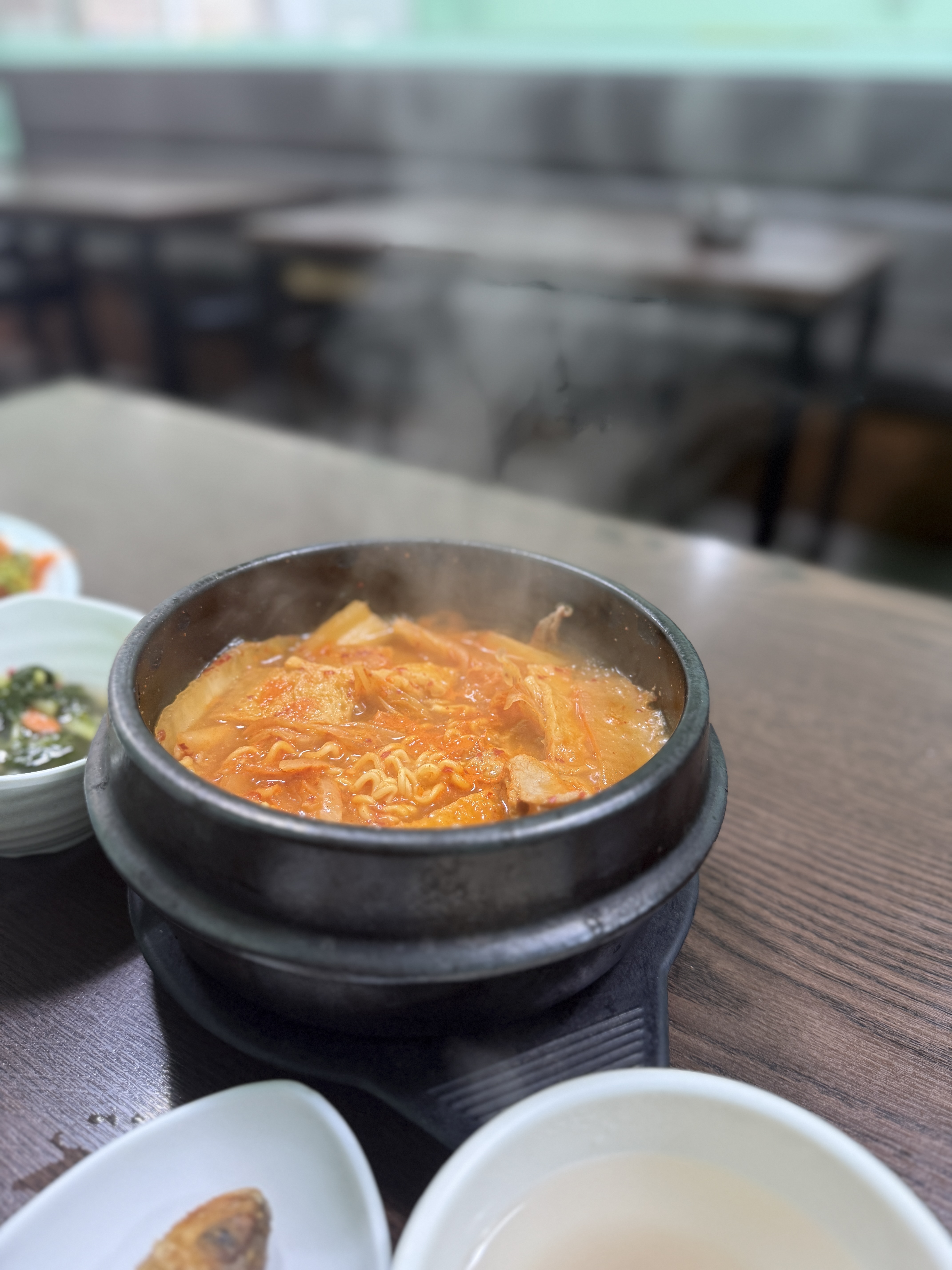 보리통 김치찌개