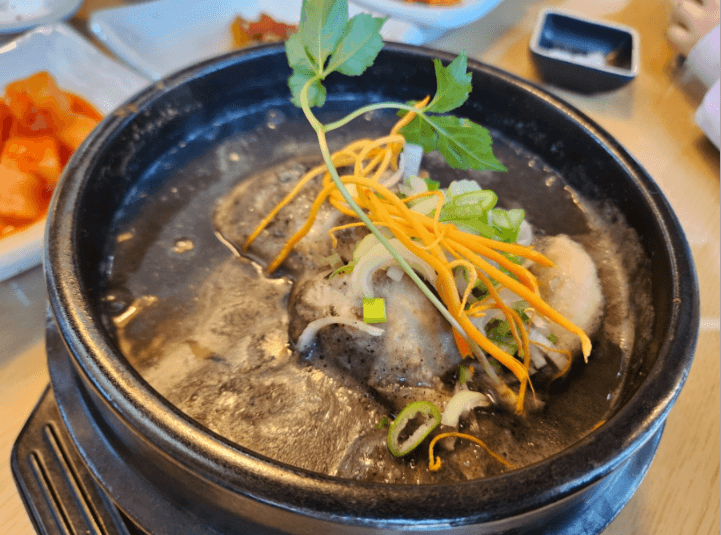 생생정보 2334회 고수의 부엌 여름 보양식의 왕! 삼계탕 경북 구미 맛집 산에서 온 삼계탕과 낙지