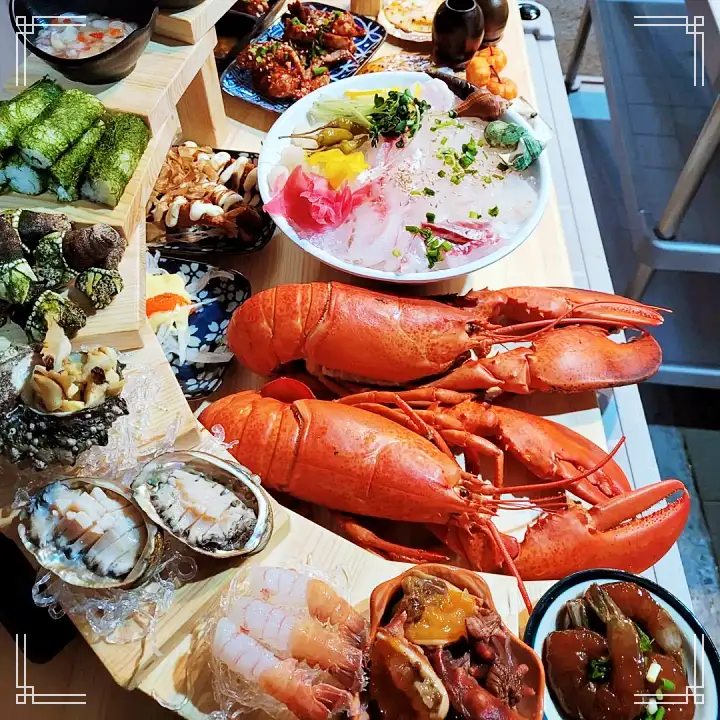 생방송오늘저녁 전복죽 물회 육회 오션뷰 바다뷰 총 20가지 음식 계단 모양 접시 플레이팅 울산 맛집 추천