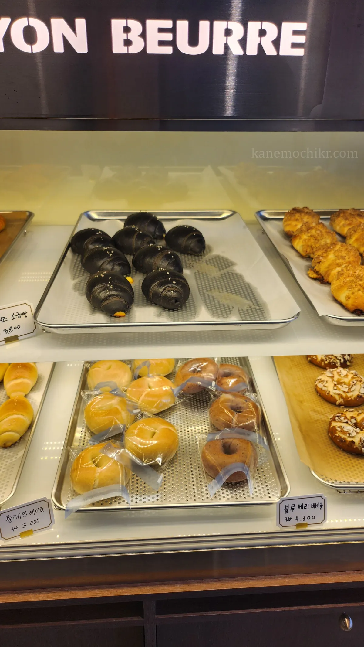 리옹베르-카페-소금빵-베이글-가격