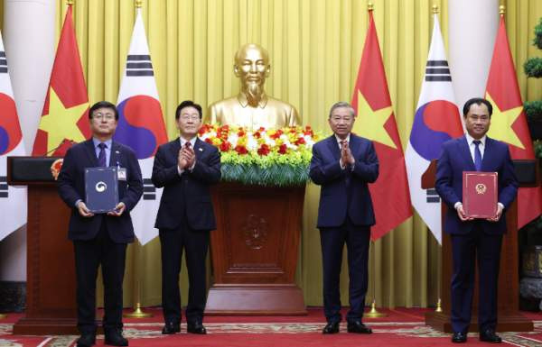 한-베트남 협력 강화 선포! 2026 정상회담 성과 총정리: 원전&middot;고속철&middot;1500억 달러 교역 목표
