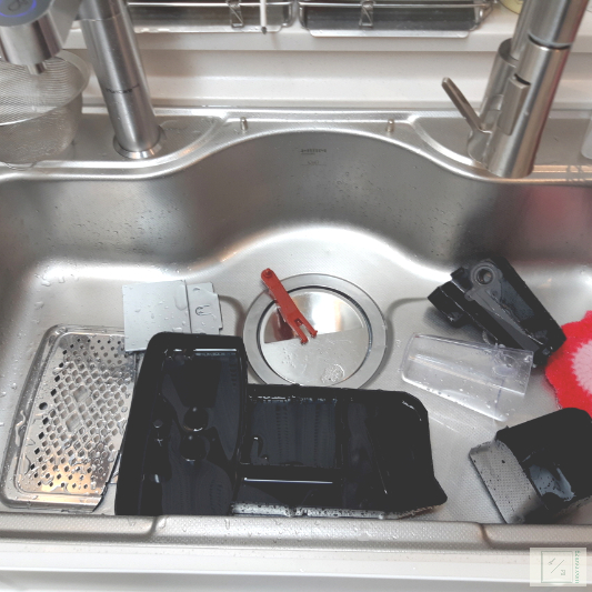 커피머신 물청소 사진 입니다.