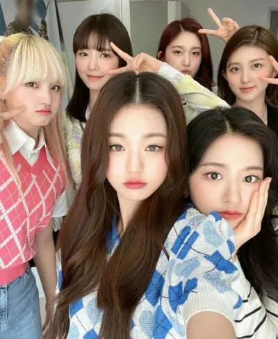 아이브-단체-셀카