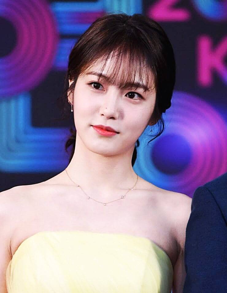 배우-신예은