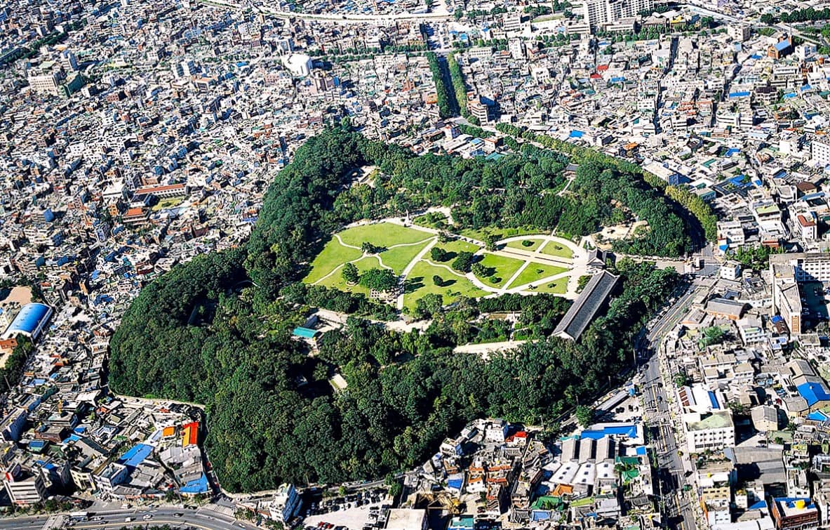 대구-도심속-거대-달성공원