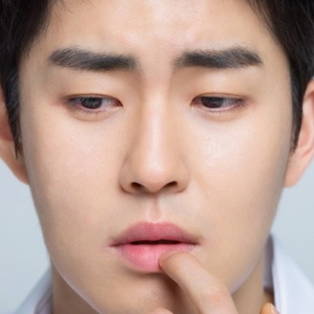 입술이-떨리는-증상