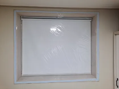 비닐로 창문 봉인