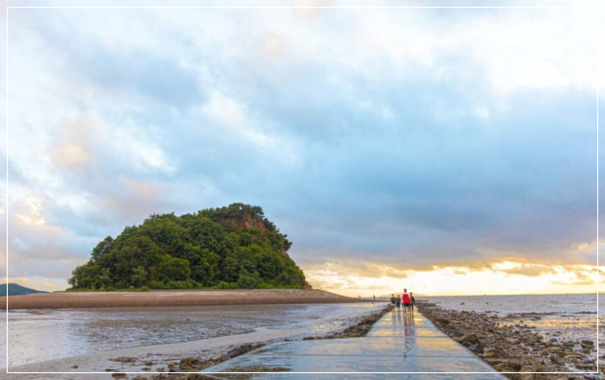 서해안 가볼만한곳 베스트10 대부도 탄도항·누에섬 바다부채길
