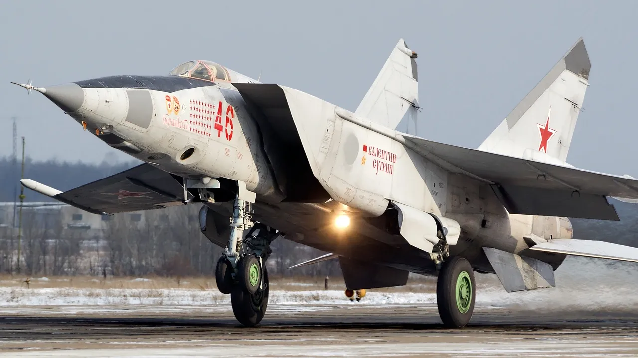 공포의 MIG-25 사건의 기종 사진