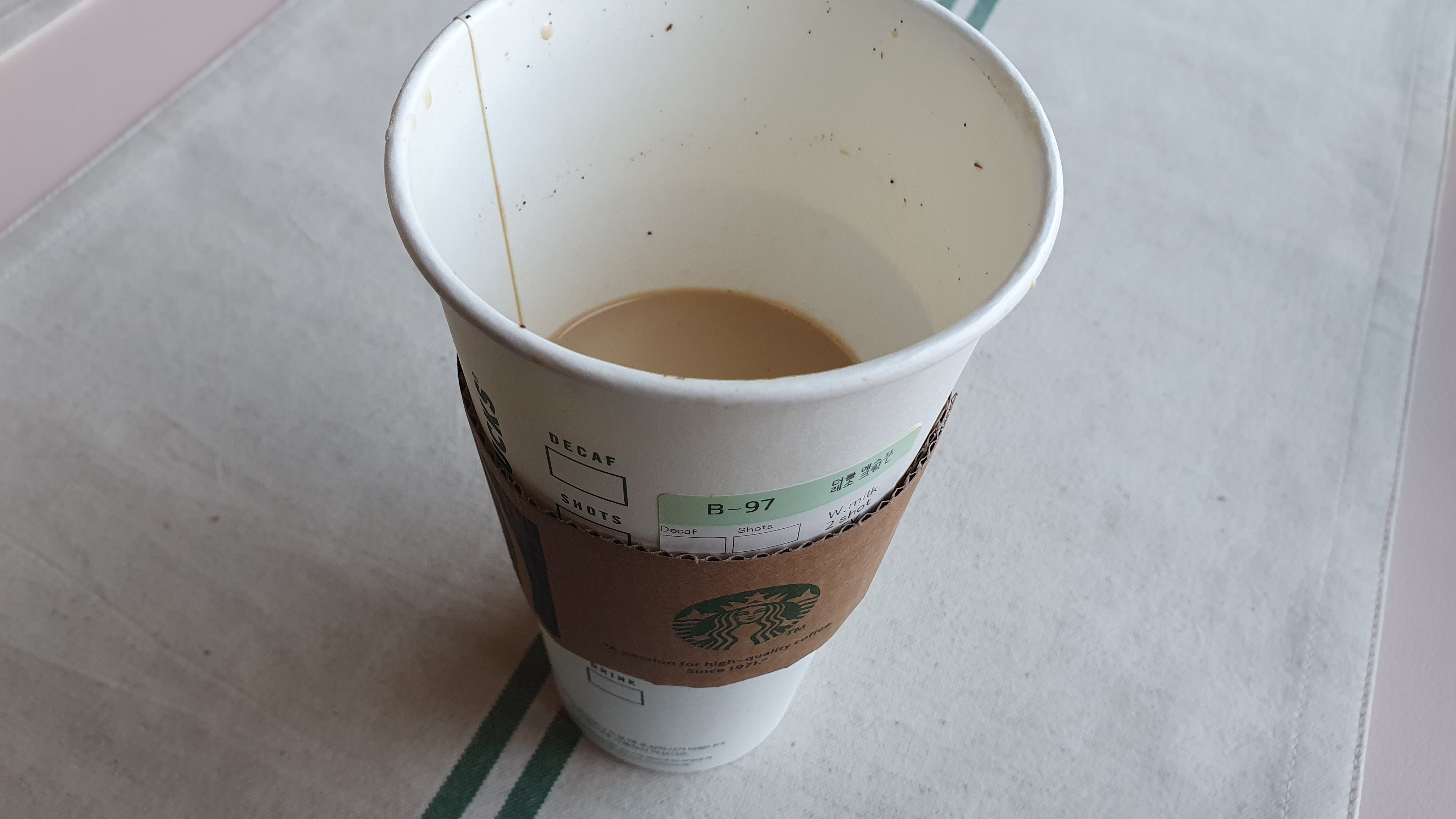 스타벅스-더블-에스프레소-크림-라떼