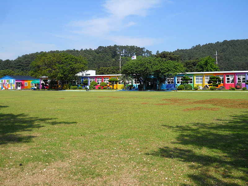 더럭초등학교(Deoreok Elementary School)
