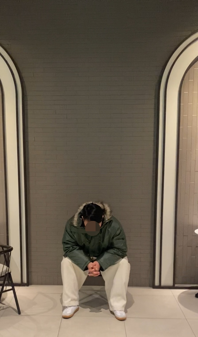 데일리룩(2024. 3. 10.)로스코 ROTHCO N-3B 스노클 패딩 파카 M65 패딩 밀리터리 패딩, 무신사스탠다드 무신사 데님 와이드 벌룬 팬츠, 푸마 아미 트레이너 뮬