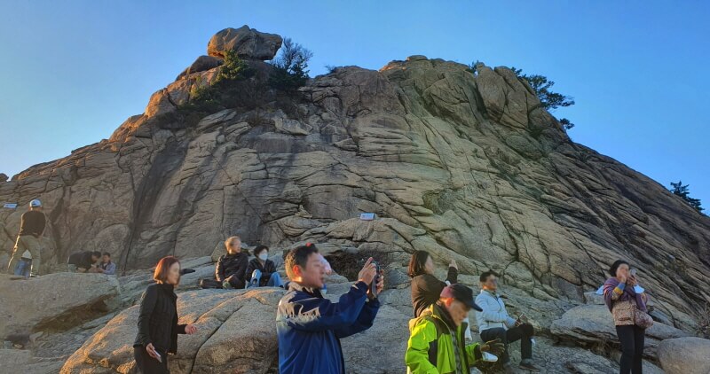 권금성-정상-봉우리-외설악