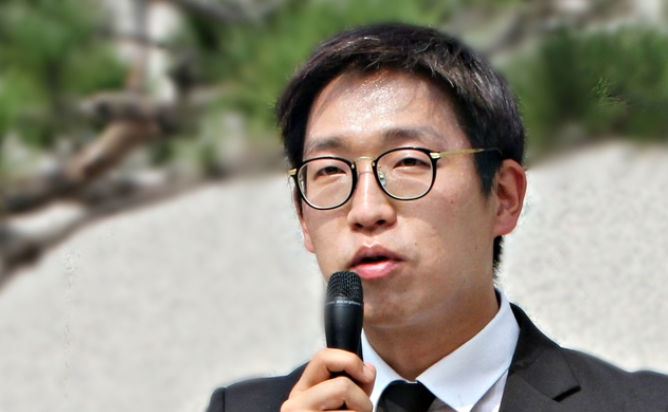 유승수 변호사 김용현 전 국방부장관 변호