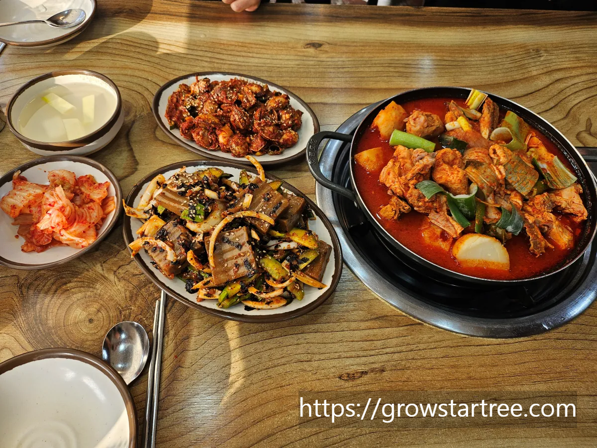 정정아식당 부평점 닭볶음탕, 꼬막+도토리묵