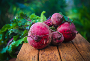 빨간 무의 기적! 레드비트 생으로 먹을까 익혀 먹을까? 혈관 건강 지키는 고수의 선택