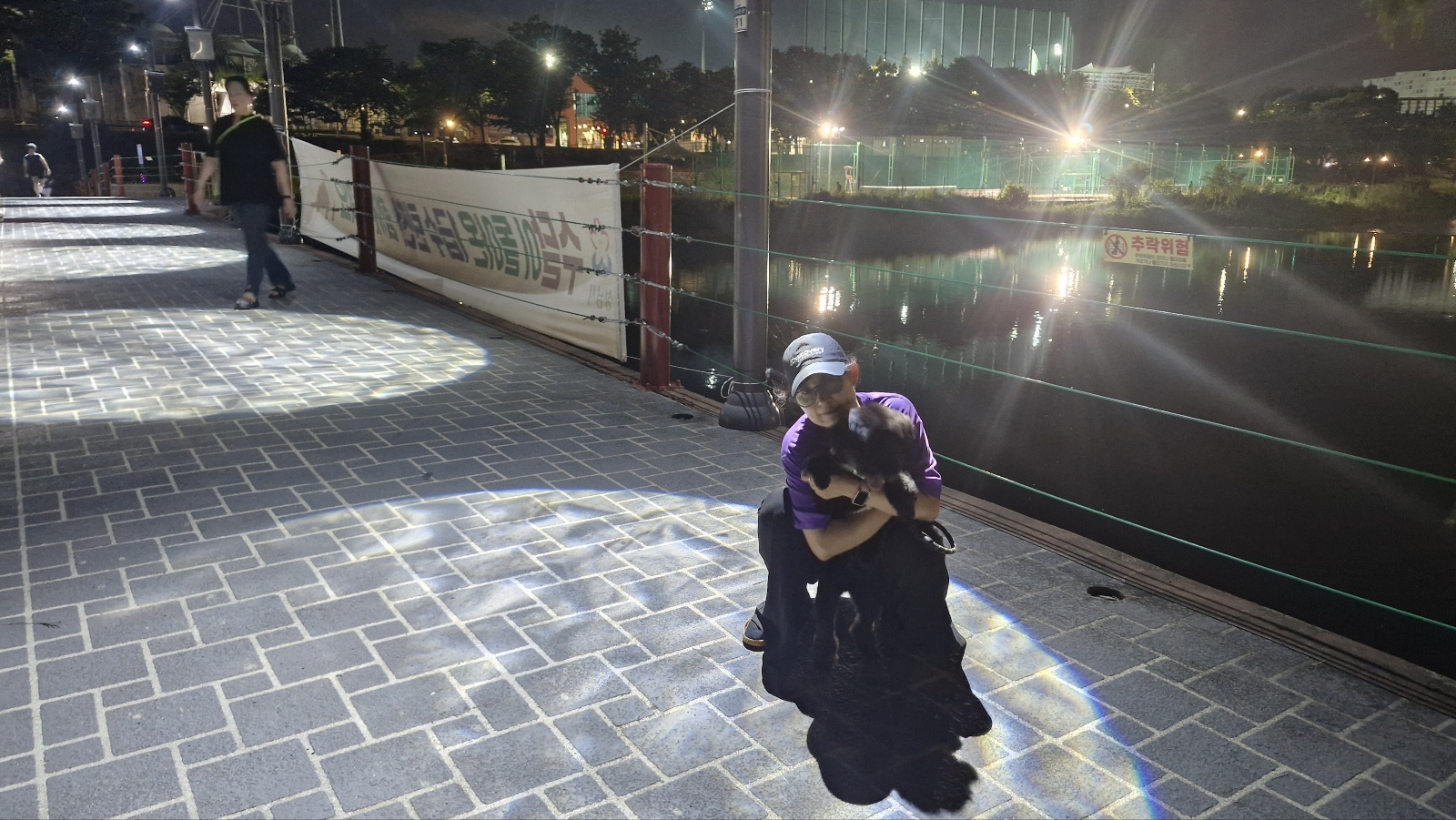 강아지가 가장 사랑하는 사람에게만 보이는 행동 11가지 (실제 후기형)