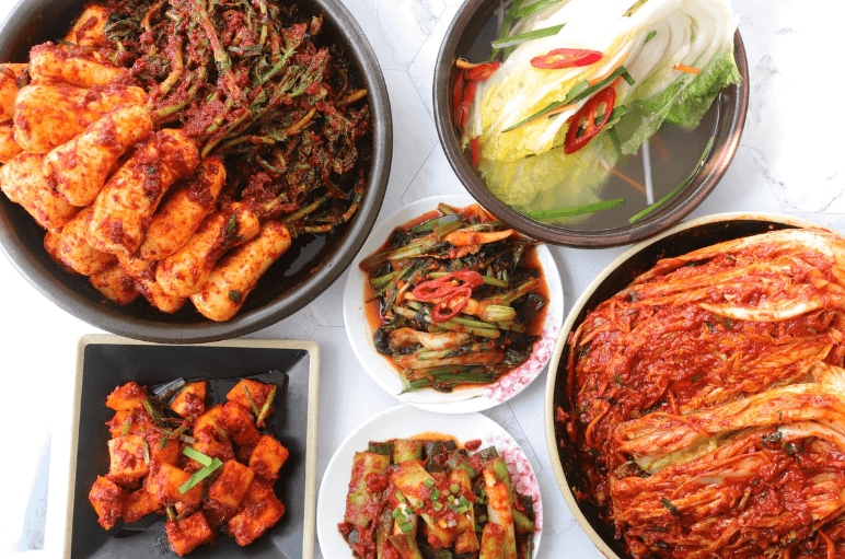 여성 갱년기 극복에 좋은 발효식품 김치