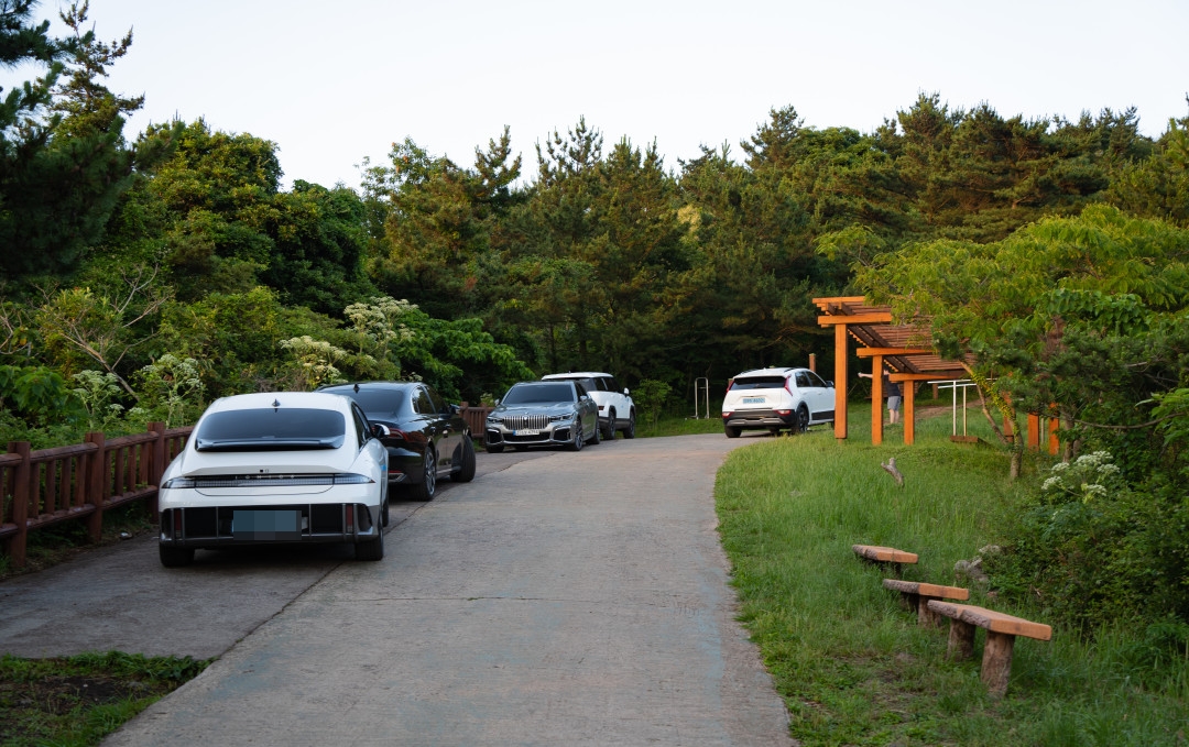 군산 오름 주차장